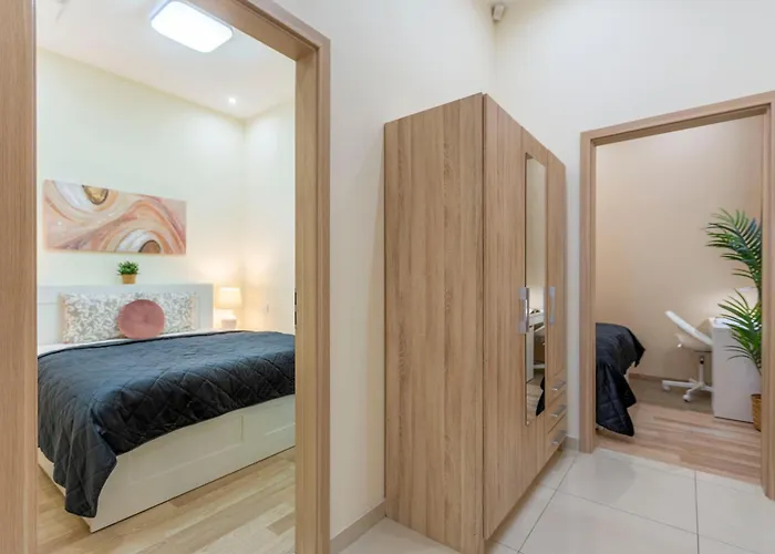 Spacious Bajcsy In The Heart Of Apartmán Budapešť