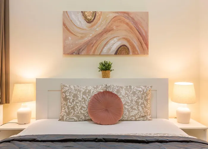 Spacious Bajcsy In The Heart Of