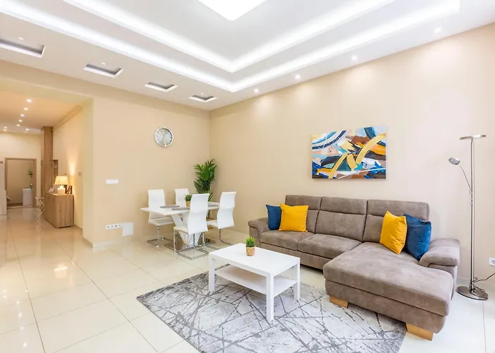 Apartmán Spacious Bajcsy In The Heart Of
